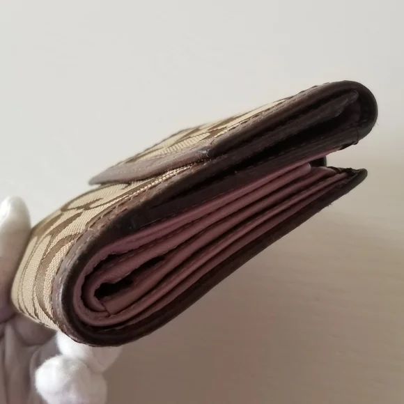 Coach Vintage Kisslock Wallet - Picture 4 of 13